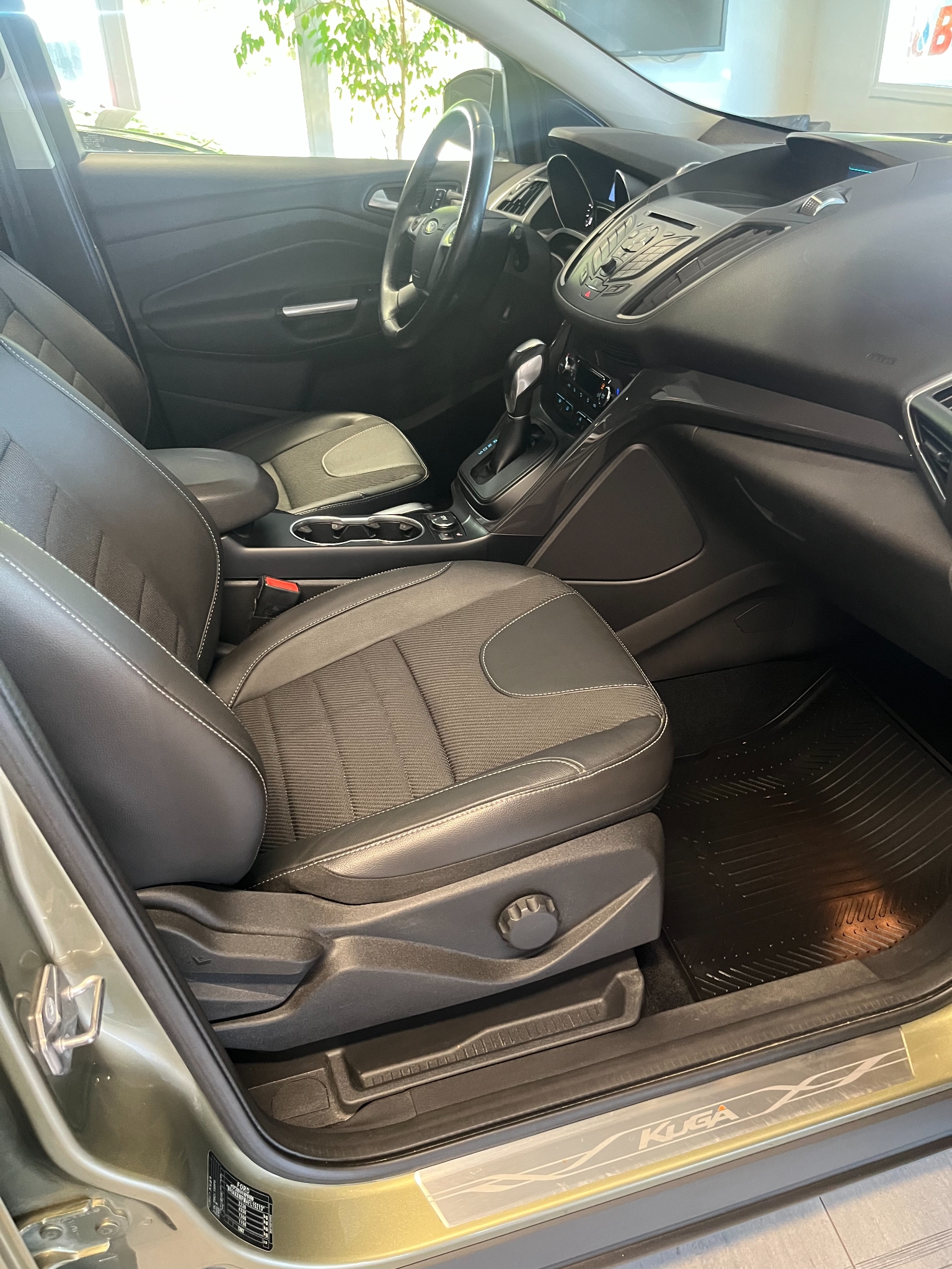 Ford Kuga 2015, bild 7/10