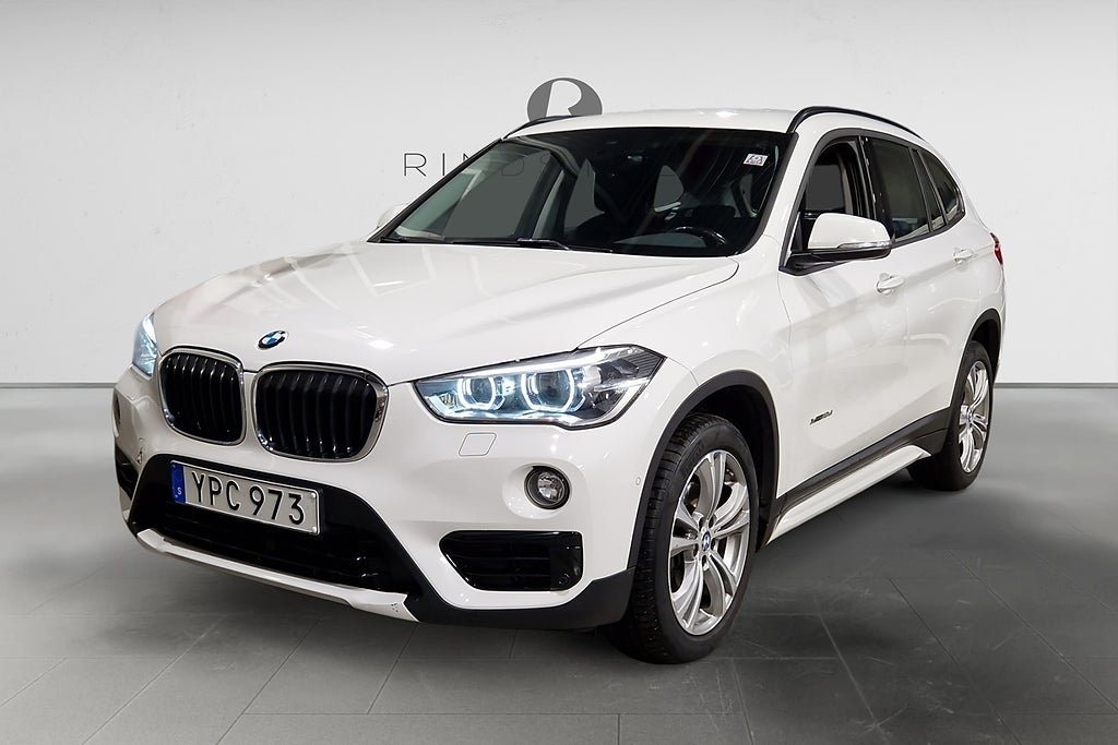BMW X1 xDrive18d 150 HK AUT SPORT LINE DRAG BACKKAMERA PDC 18"