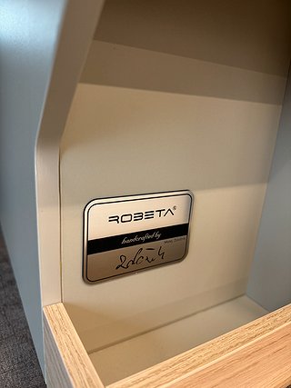 Husbil-halvintegrerad Robeta Womondo Pegasus Mercedes 150HK AUT 21 av 26