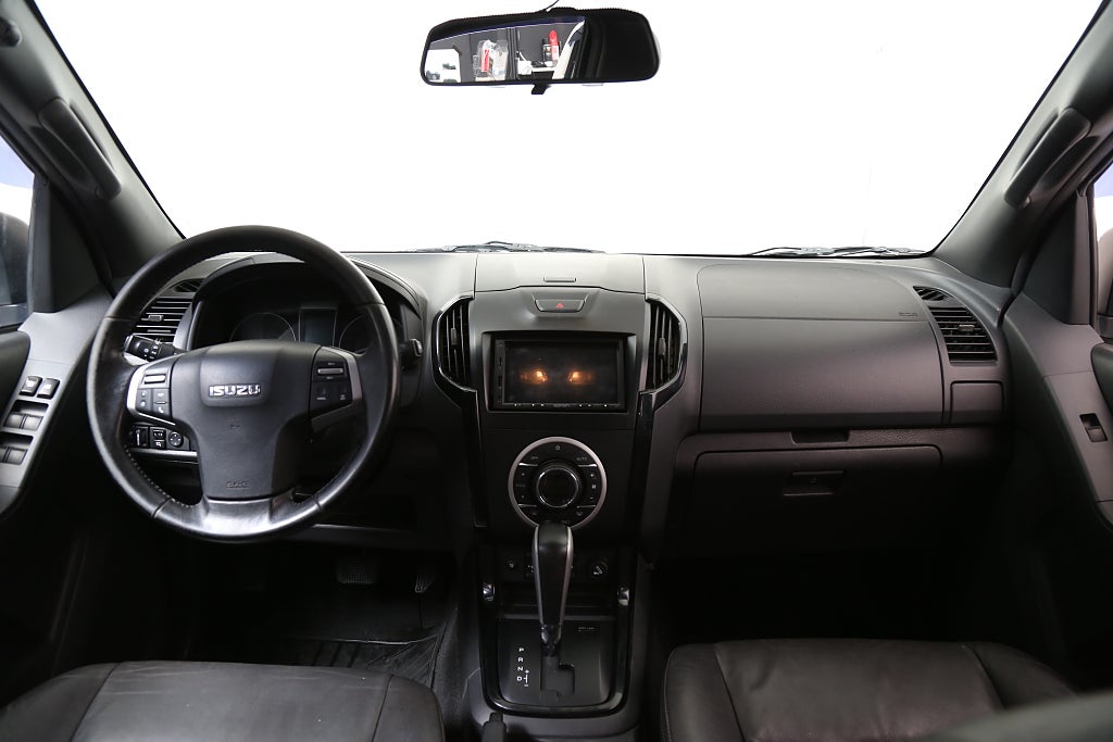 Isuzu D-Max Crew Cab 2,5 4WD 163hk Limited Edition Aut Kåpa Värmare 2015