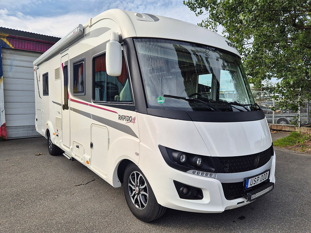 Rapido 8065 DF Låga Enkelsängar / E&P Stödben / Luftfjädring / 2 x AC