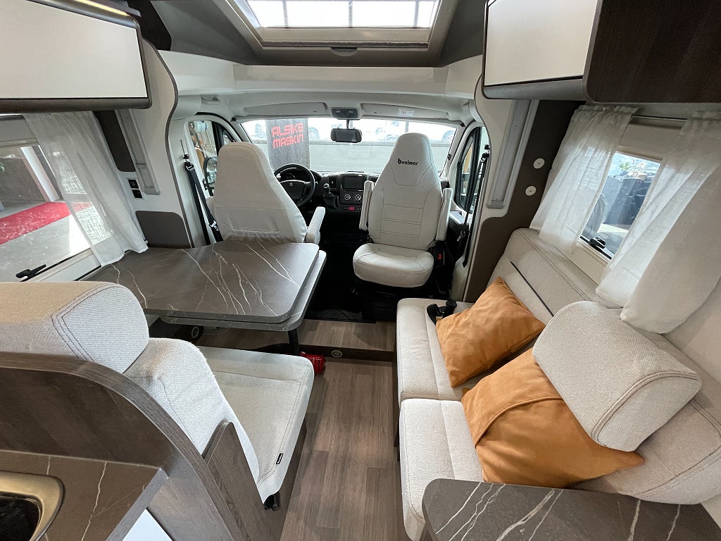 Benimar Tessoro 463 / B-körkort / Taksäng / Solcell / 165hk /  - Benimar