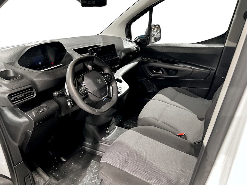 Bild på Peugeot Partner Inbusiness 1.5 BHDi 130hk Aut L1  VÄRMARE DRAG