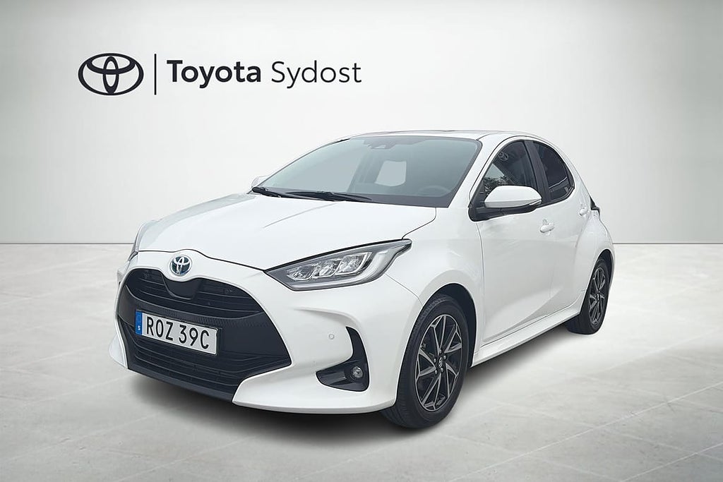 Toyota Yaris Hybrid 1,5 Active Plus P-sensorer 115 hk