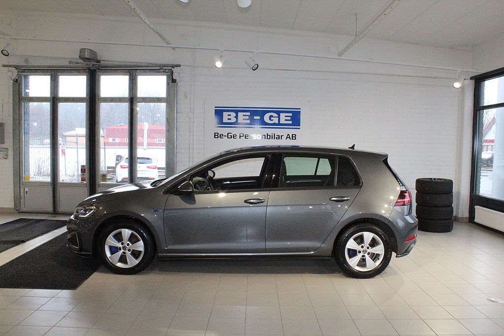 Volkswagen Golf GTE 1,4 Hybrid DSG
