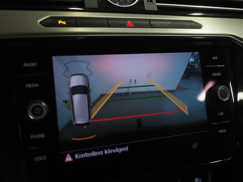 Volkswagen Passat SC TDI 190hk R-Line |Drag|D-värm|Kamera|Cockpit| 2018