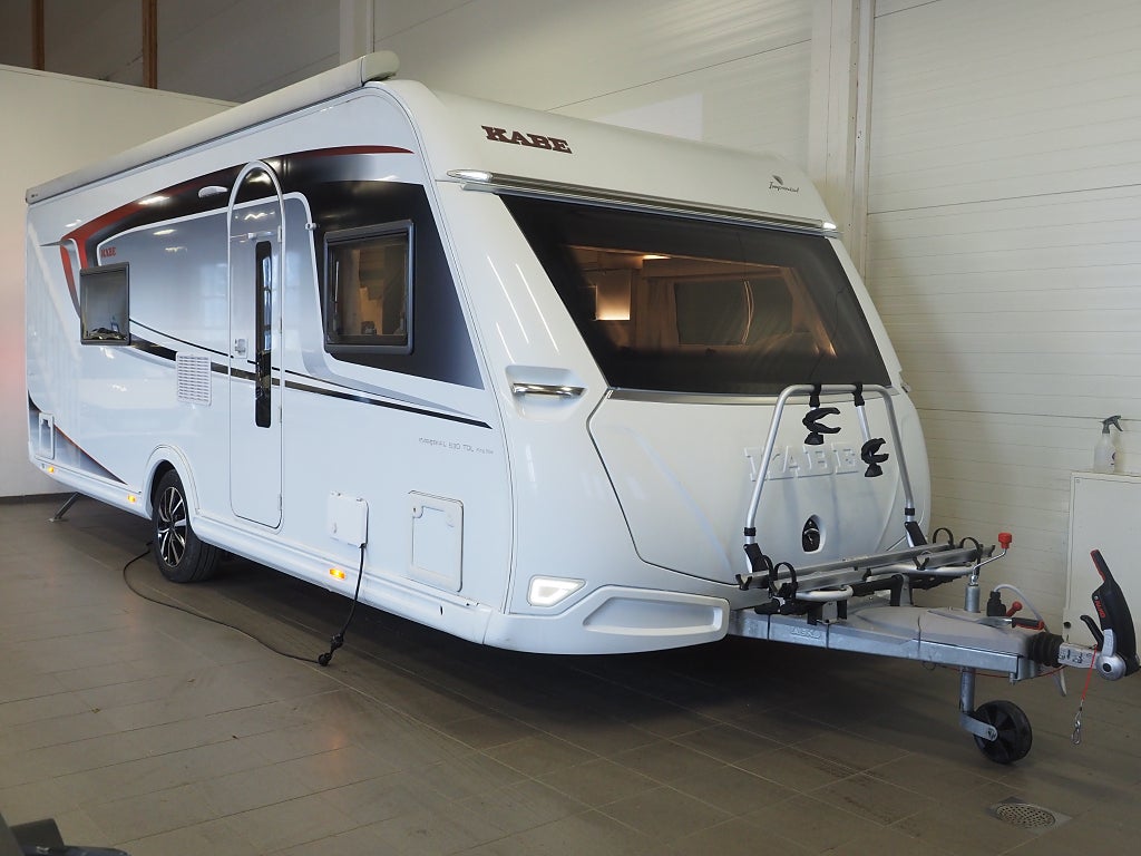 Kabe Imperial 630 TDL Mover I Markis I Låga långbäddar I Ugn I ALDE I