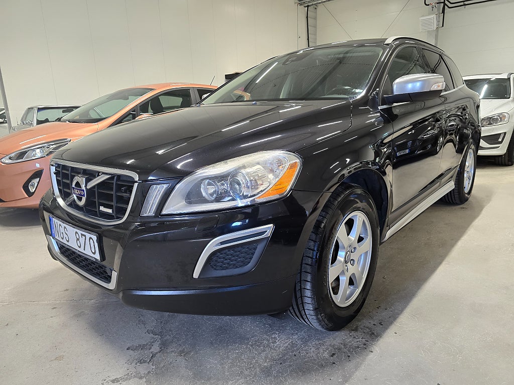 Volvo XC60 D4 R-Design *Värmare *Dragkrok *Kamrem bytt
