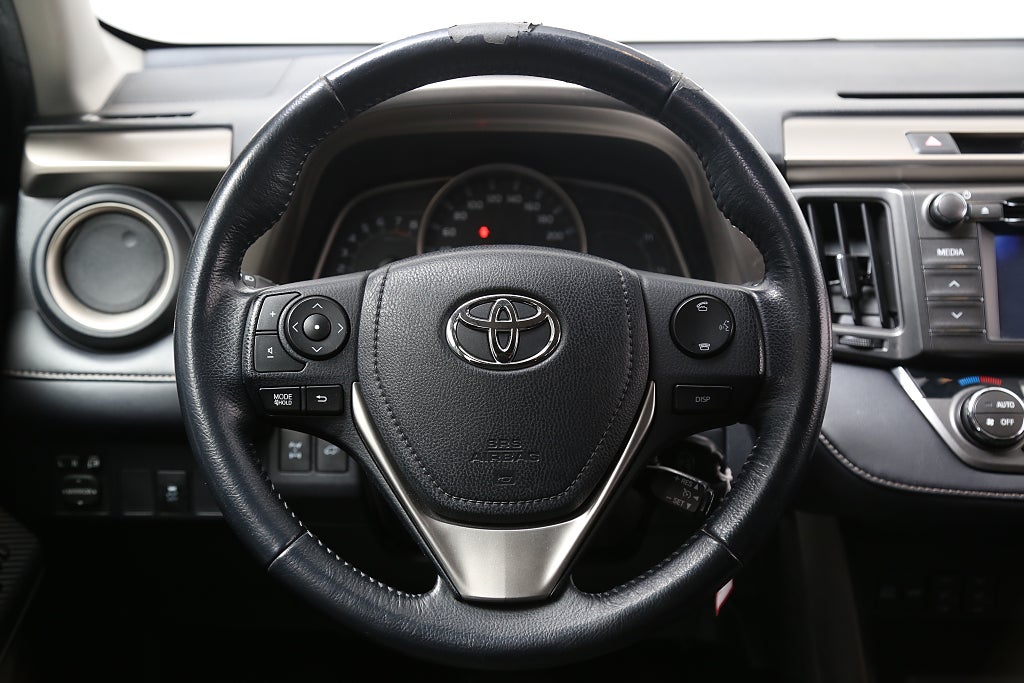 Toyota RAV4 2,0 Dual VVT-i Active Style AWD Aut Motorvärmare 2013