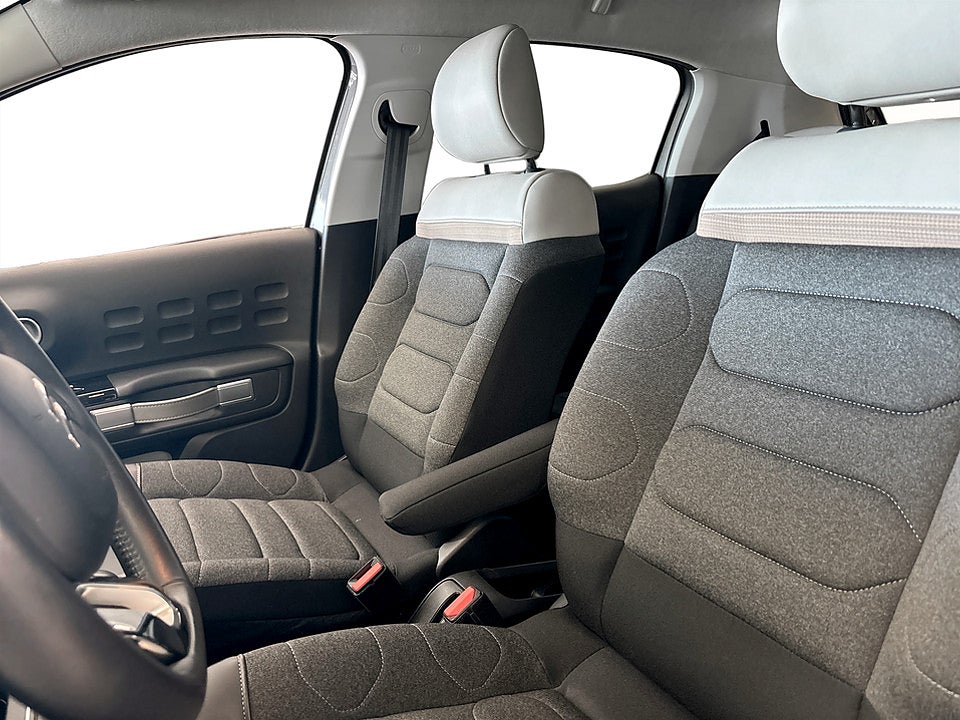 Bild på Citroën C3 Shine Exclusive 1.2 PT 110 Aut B-KAMERA DRAG