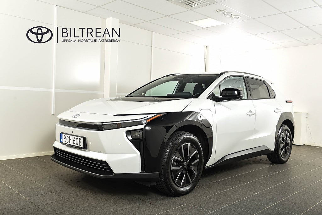 Toyota bZ4X AWD Executive Navi 360°-kamera MOMS Carplay JBL Skinn
