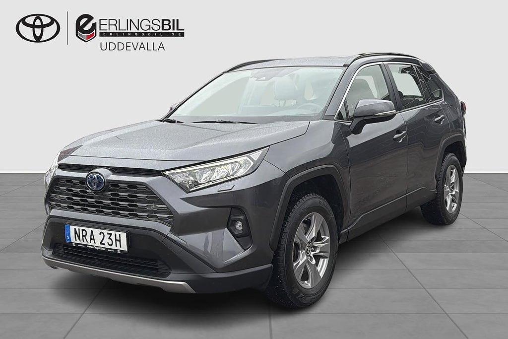 Toyota RAV4 HYBRID AWD-i ACTIVE KOMFORTPAKET / V-DÄCK 