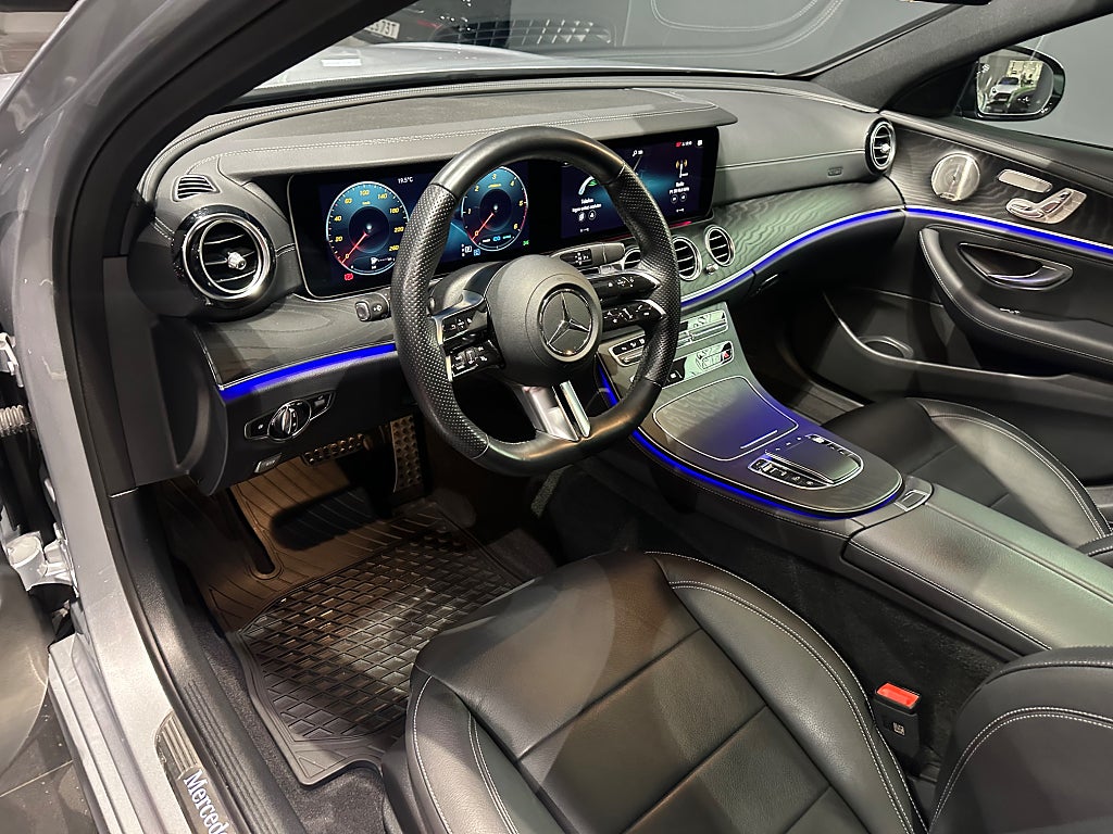 Mercedes-Benz E 300 d 4MATIC Kombi AMG Luftfjädring skinn - bild 7