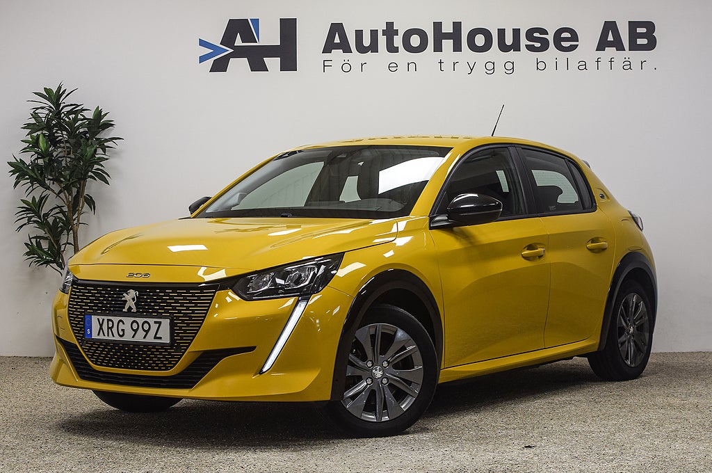 Peugeot e-208 Active Pack P-Sensor CarPlay Värmepump Garanti
