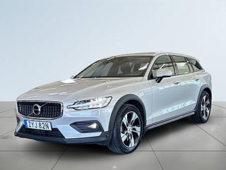 Volvo V60 Cross Country D4 AWD Momentum S&V-hjul/Kamera/Carplay/Handsfree/Dvärm