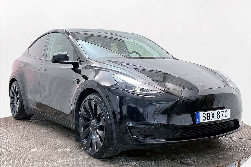 Tesla Model Y Performance Drag Premium Drag Pano AP LÅGMIL MOMS 534hk