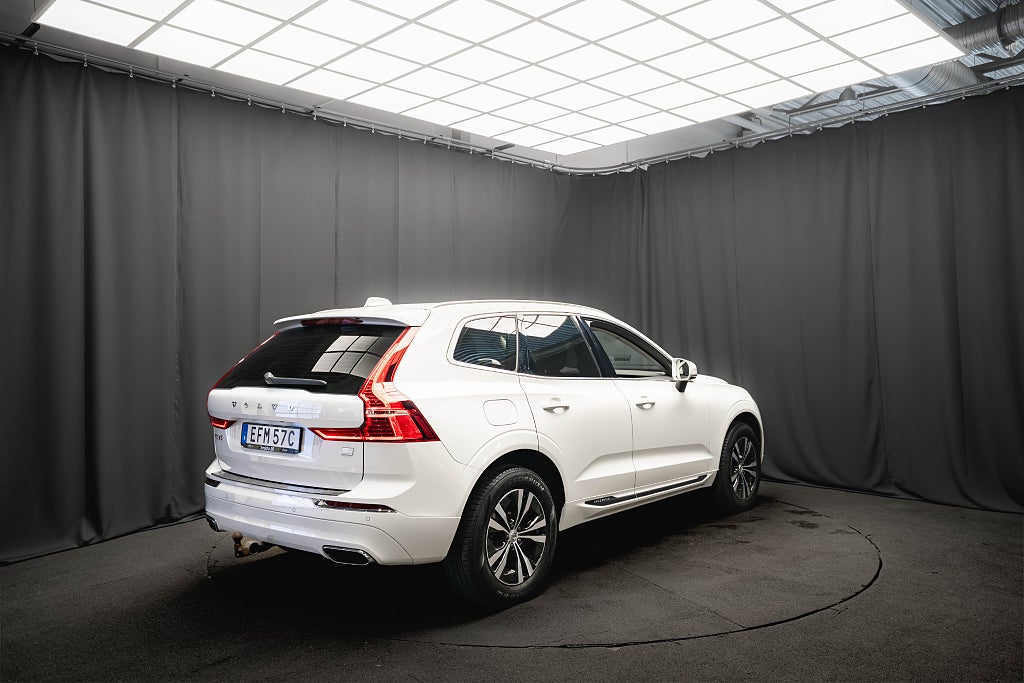 Volvo XC60 Recharge T6 AWD PANO DRAG H/K KAMERA B-VÄRMARE 341hk