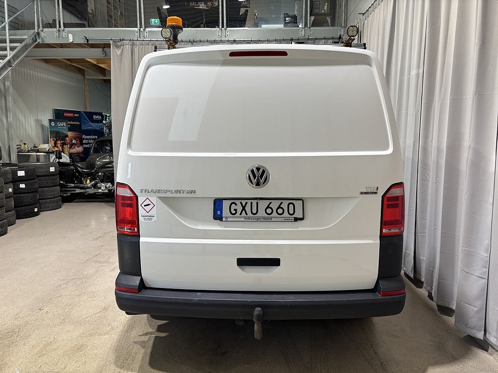 Volkswagen Transporter T30 2.0 TDI BMT 4Motion BKam Drag Värmare Moms