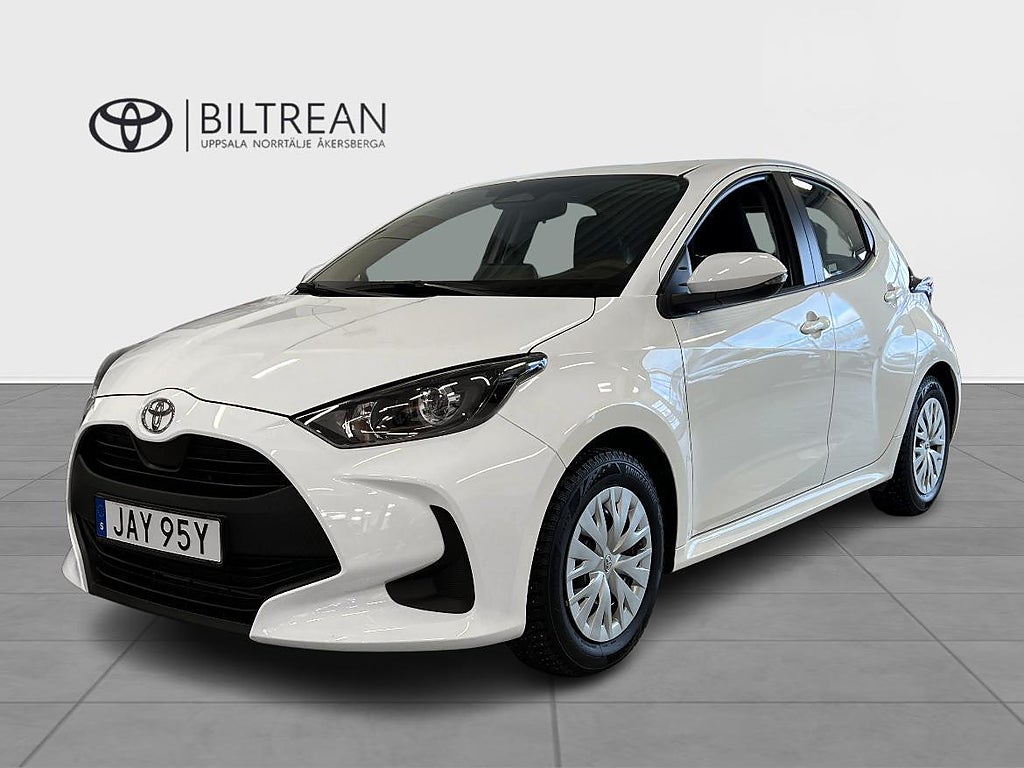 Toyota Yaris 1.5 Hybrid Active Komfortpaket Vinterhjul Ingår!