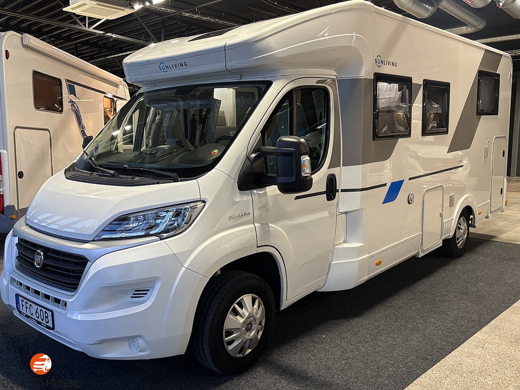 Fiat // SUN LIVING S 70 SC