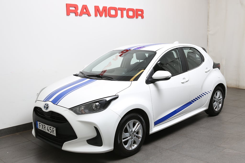 Toyota Yaris 1,5 VVT-i Hybrid CVT Active 5D Dragkrok 2020