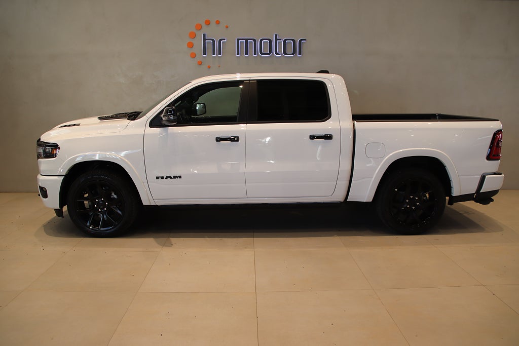 Dodge RAM 1500 Laramie Night/Låg skatt/Nya 420Hk/Från 6,346 