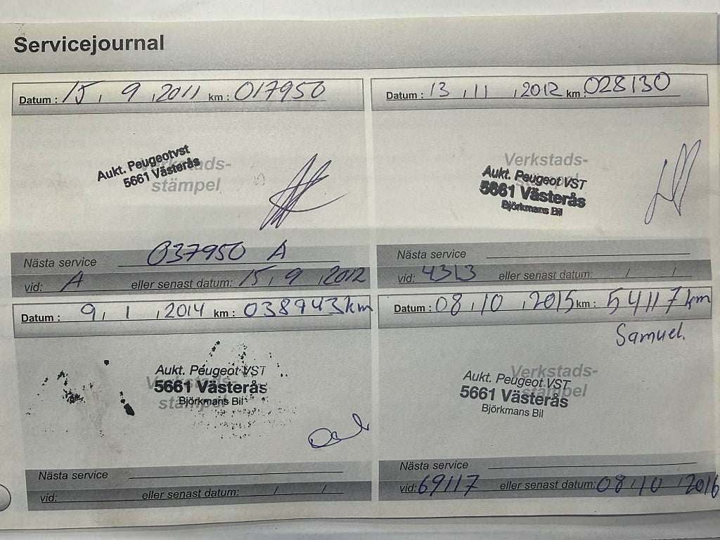 Peugeot 3008 1.6 HDi FAP Panorama HUD 2 Ägare V-Hjul - miniatyr 23