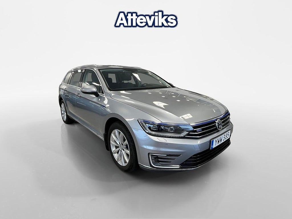 Volkswagen Passat Variant GTE 218hk *P.värmare/Dragkrok*