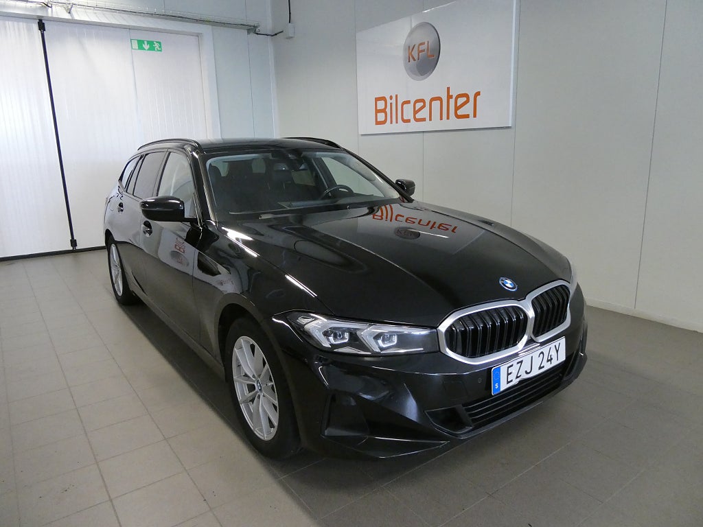 BMW 330e xDrive Touring Drag-Värmare-Kamera-Navi-Carplay-SoV