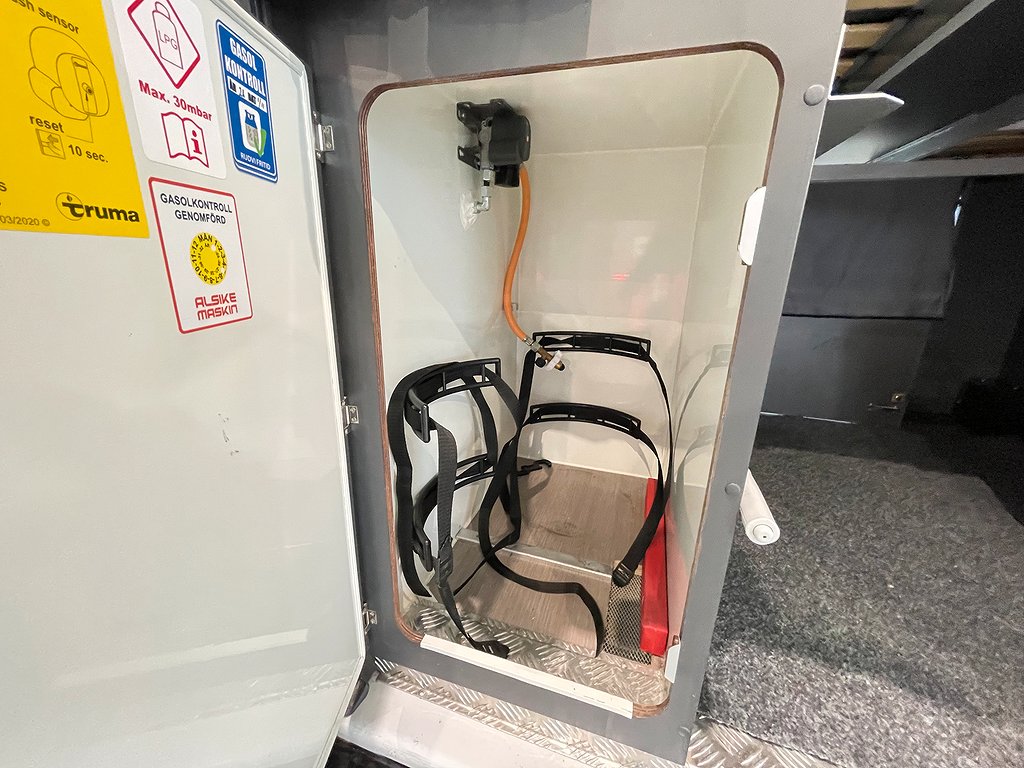 Adria Twin Supreme 640 SLB / Automat 160hk / B-kort / Solcell - Adria
