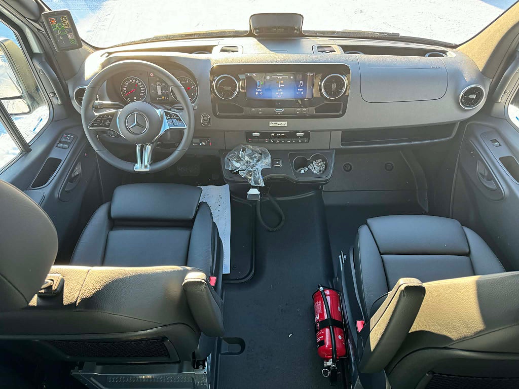 Mercedes-Benz Sprinter 2026 - miniatyr 7