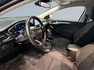 Ford Focus Active EcoBoost Active Mvärm Kamera Rattvärme S/V-hjul – bild 7
