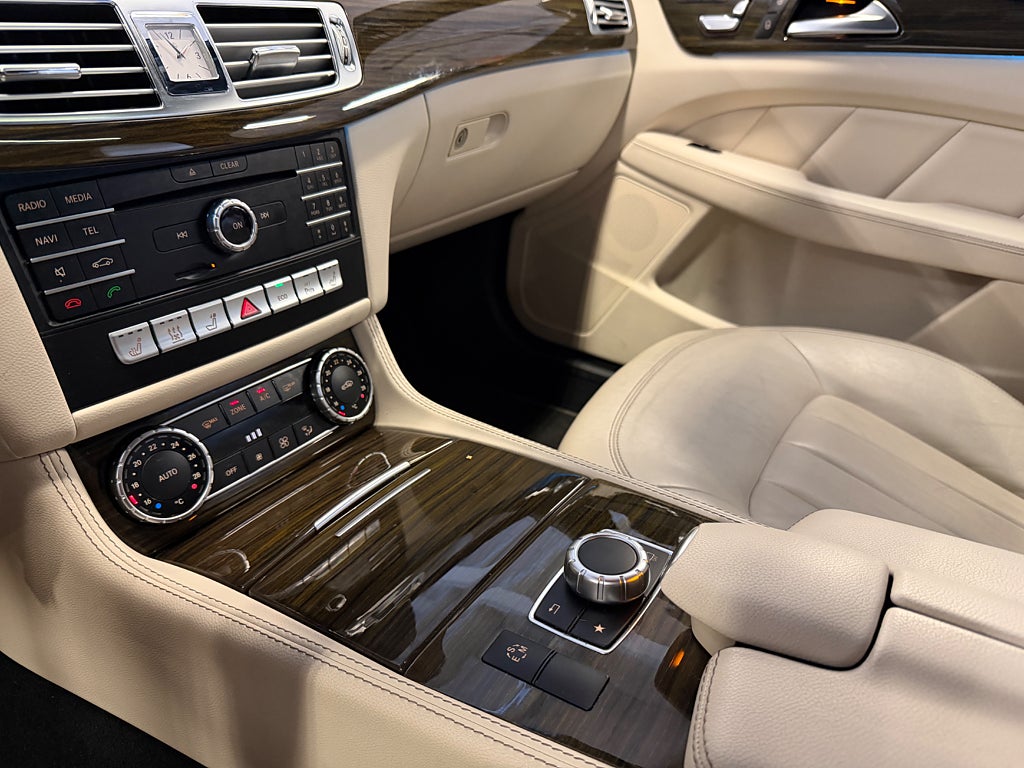 Mercedes-Benz CLS 2015 - miniatyr 20