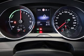 Kombi Volkswagen Passat 26 av 29