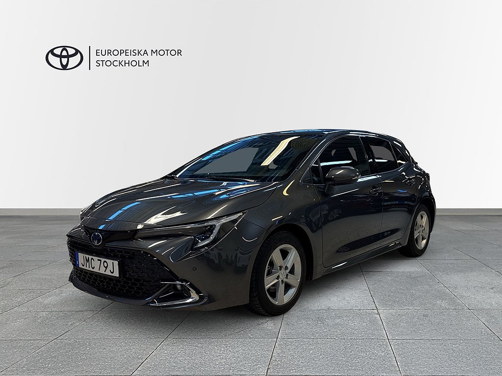 Toyota Corolla 1,8 Hybrid 5D Style Vinterhjul P-sensorer
