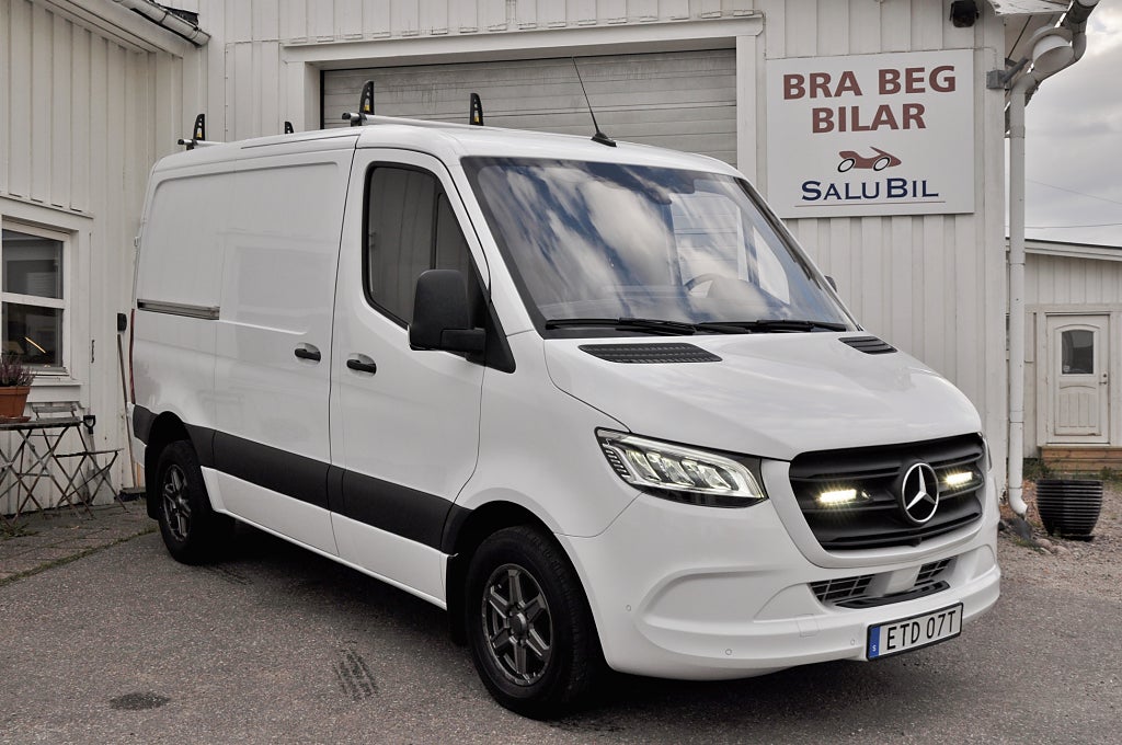 Mercedes-Benz Sprinter 317 CDI 9G-Tronic Skinn 360° LED Euro 6 D-Värmare