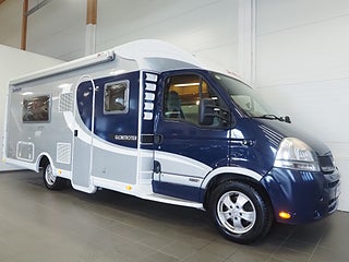 Husbil-halvintegrerad Dethleffs Globetrotter 2 av 28