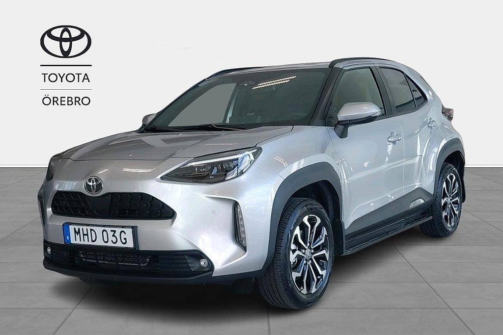 Toyota Yaris Cross Hybrid 115 Active Plus AWD-i Mv Vinterhjul