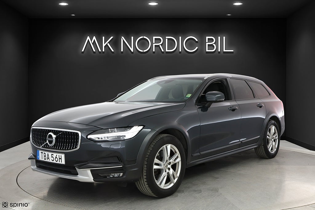 Volvo V90 Cross Country D4 AWD Momentum Halvskinn /Ny Kamrem
