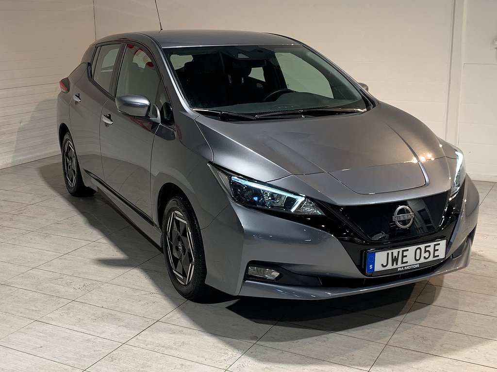 Nissan Leaf 40kwh ACENTA | Re-leasing 2999kr/mån inkl hjul 2022