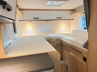 Husbil-halvintegrerad Sunlight V66 Adventure 15 av 21