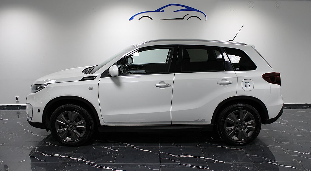 Suzuki Vitara HEV AllGrip Automat Nybilsgaranti Dragkrok