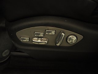 SUV Porsche Macan 22 av 25
