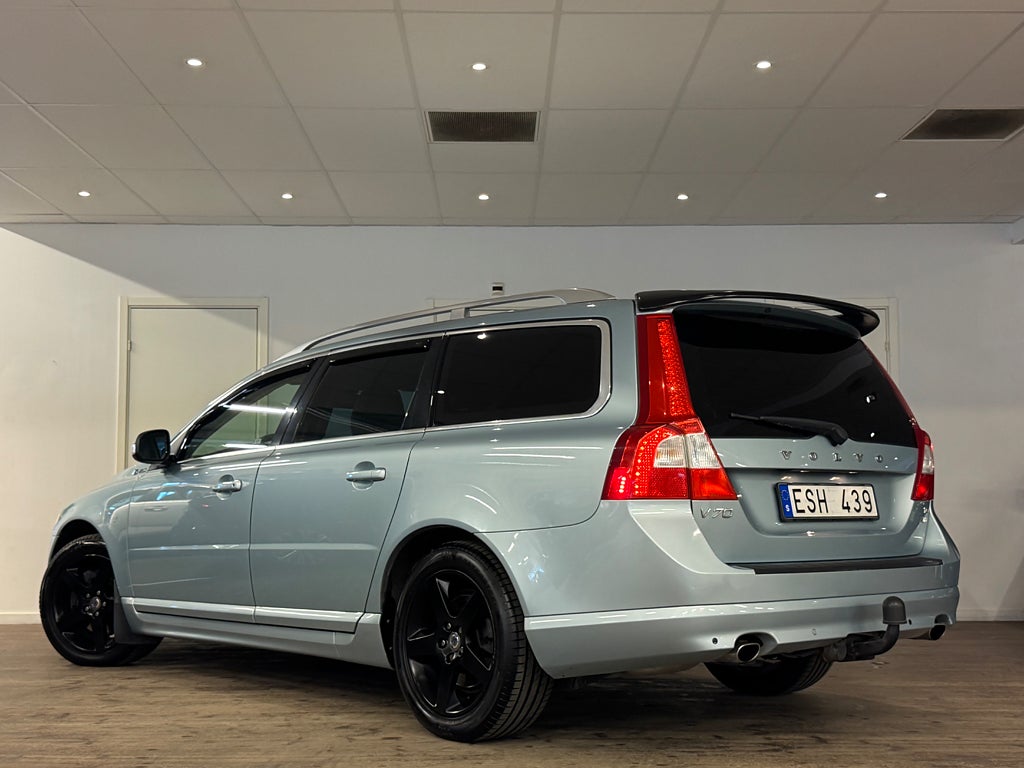 VOLVO V70 T6 286 ch 4x4 AWD GEARTRONIC SUMMUM BVA - ATTELAGE - CUIR - 233000 km