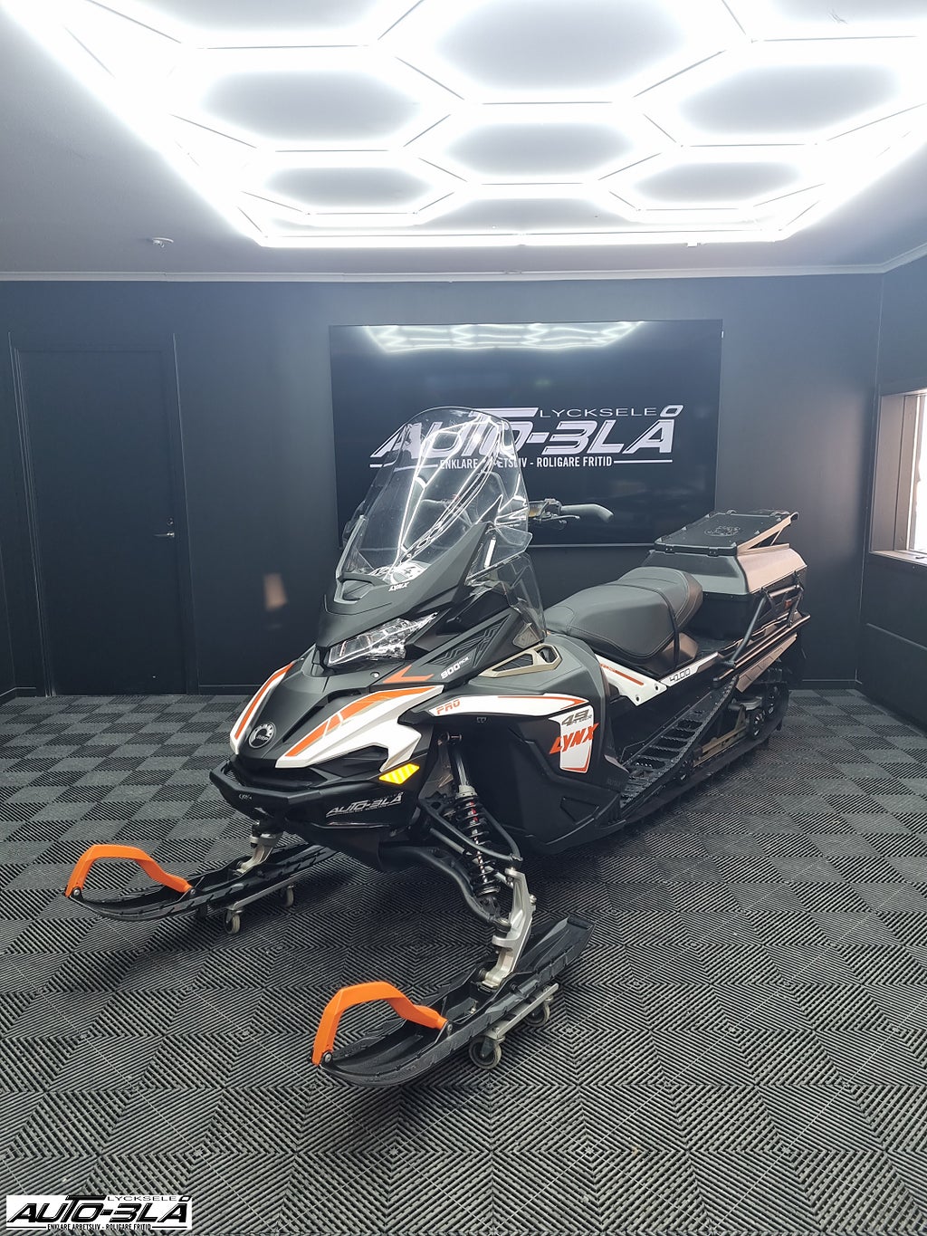 Lynx 49 RANGER PRO 900 ACE