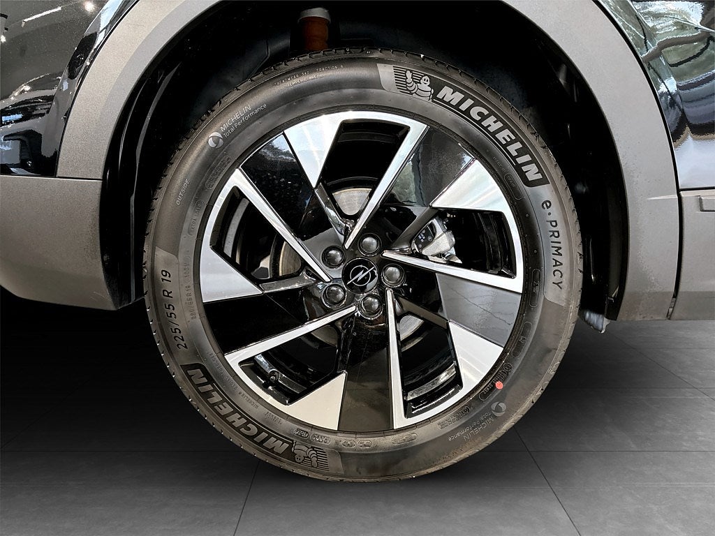 Bild på Opel Grandland GS Hybrid 136hk Aut - PANO, B-KAMERA