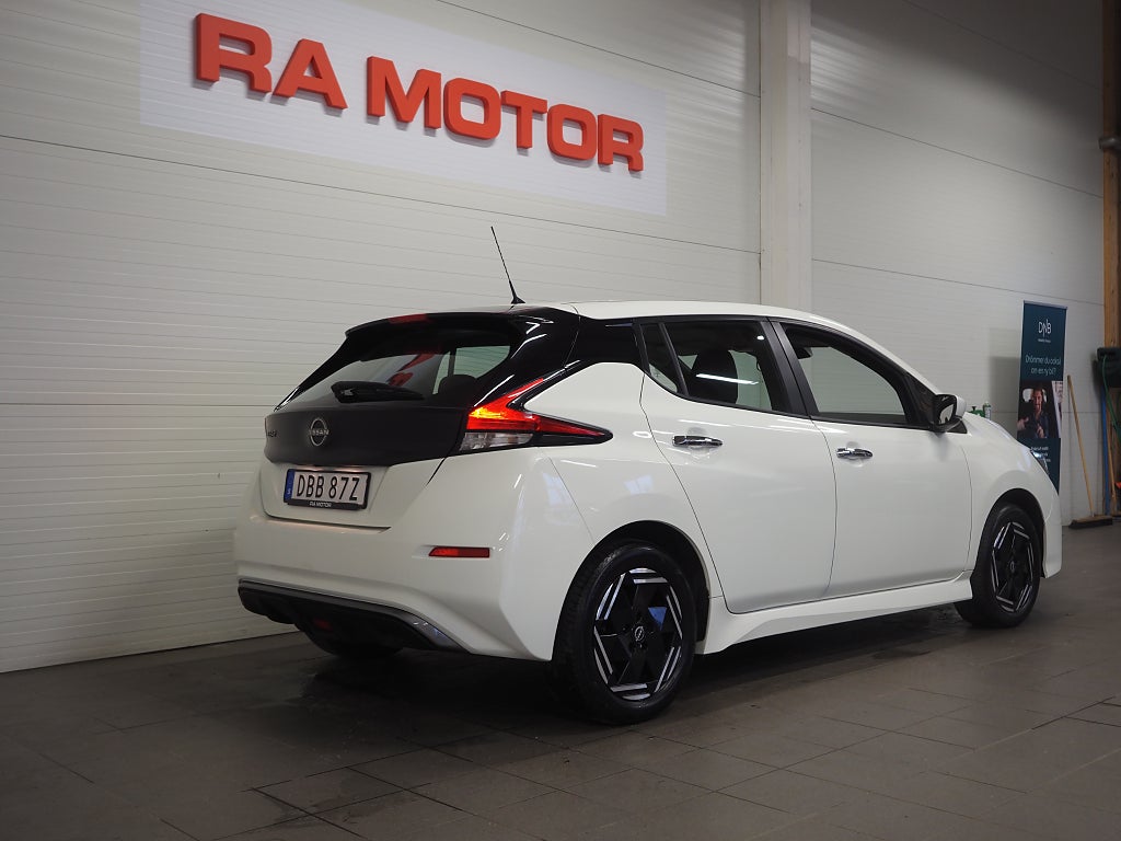 Nissan Leaf 40 kWh 150hk Acenta | Backkamera | Rattvärme | 2022
