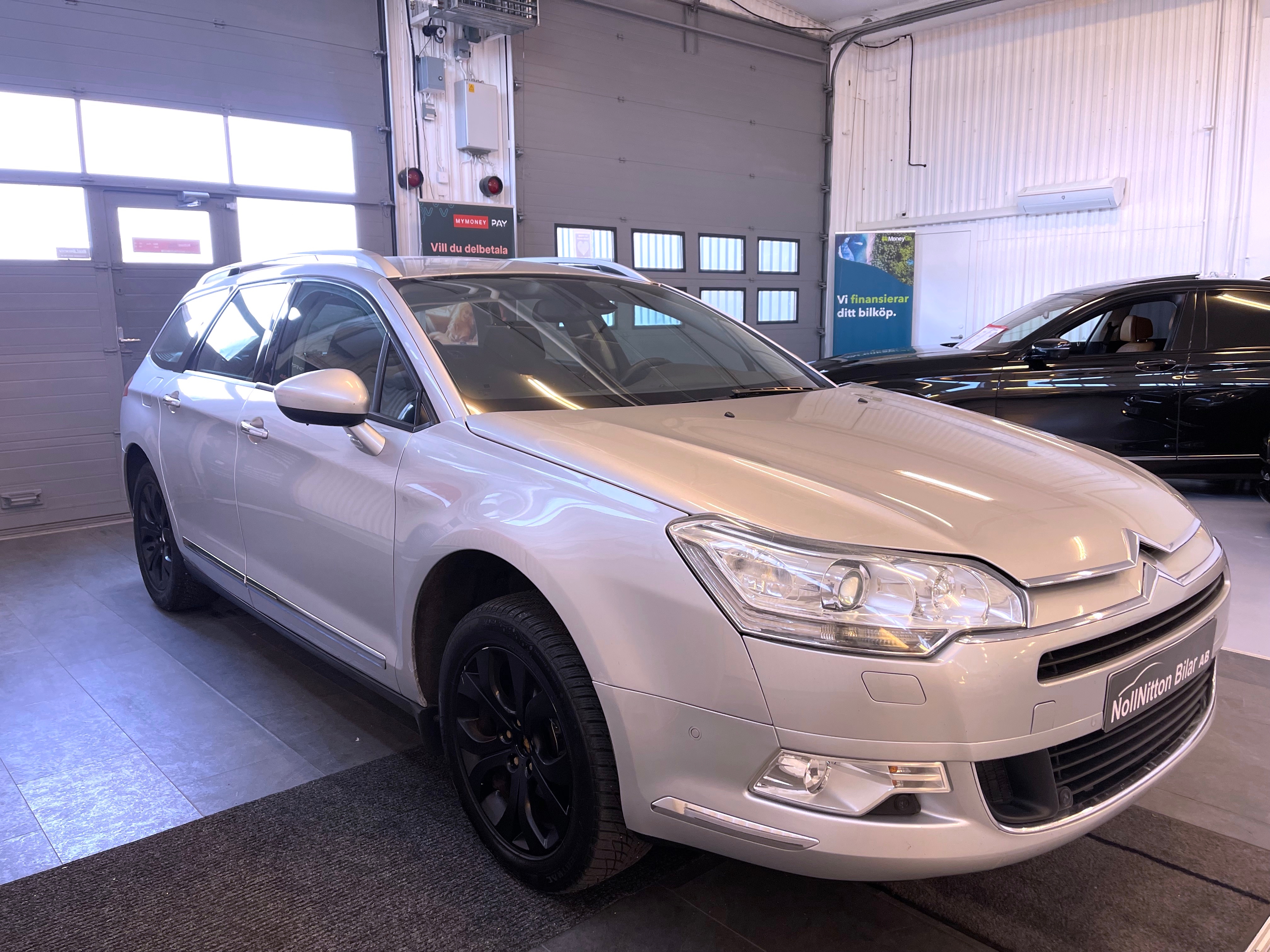 Citroen C5 Tourer 2.0 HDiF Automat 136hk 2010, bild 4/44