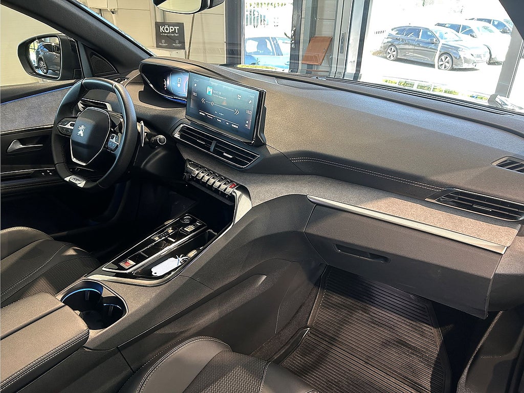 Bild på Peugeot 3008 GT 1.2 PT 130hk Aut - B-KAMERA, P-SENSORER