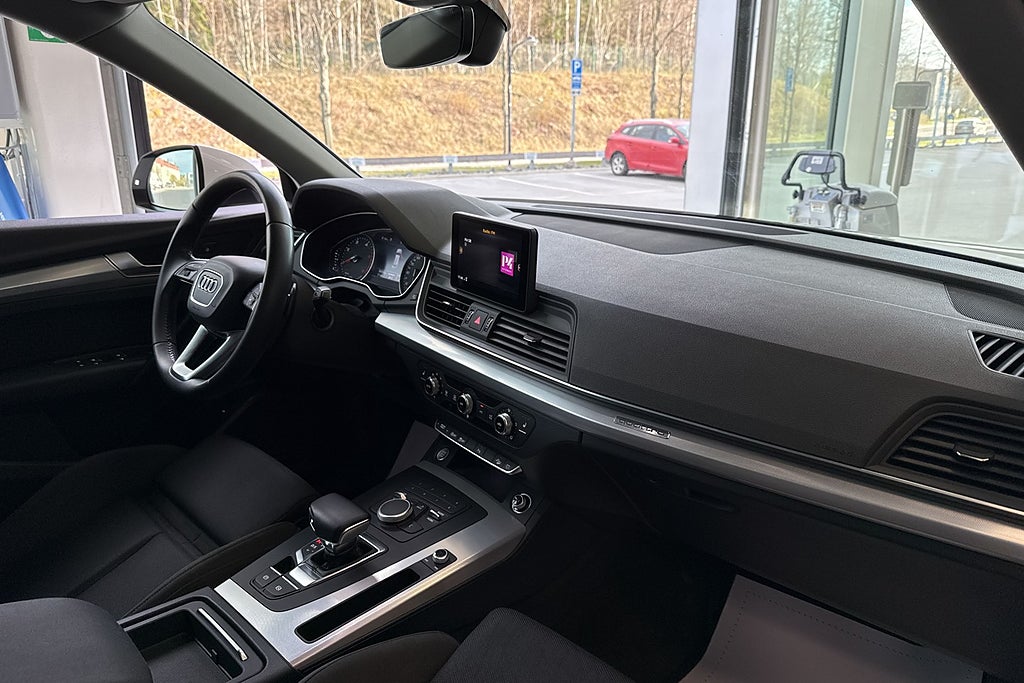 Audi Q5 2.0 TDI quattro S Tronic P-Sensorer/Dvärm/Drag/BT